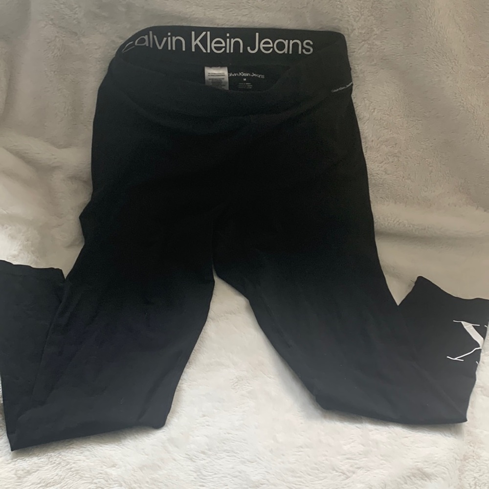 Calvin Klein Jeans- black leggings